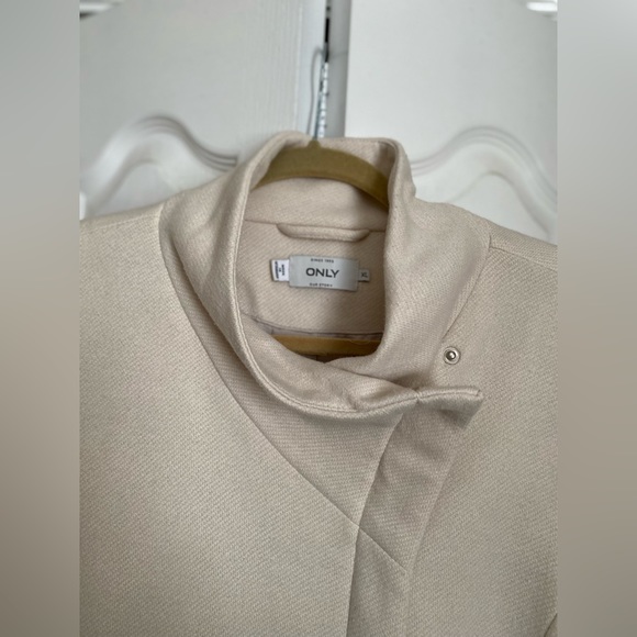 ONLY high collar city jacket - Picture 4 of 4